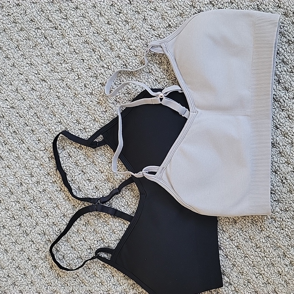 Athleta Performance Seamless bras (2)